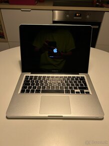 Apple MacBook Pro Mid 2009 - 2