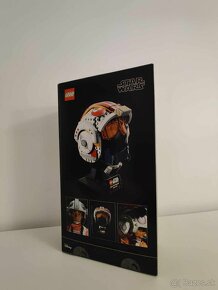 LEGO 75327 Luke Skywalker red five helmet - 2