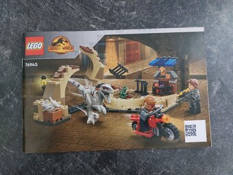 LEGO Jurassic World 76945: Atrociraptor naháňačka - 2