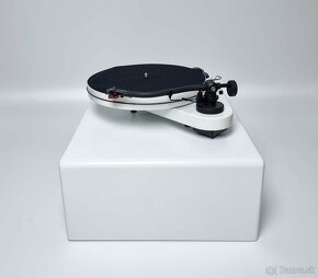 Pro-Ject RPM 1.3 Genie - 2