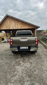 Predam Toyota Hilux 2.8 executive - 2