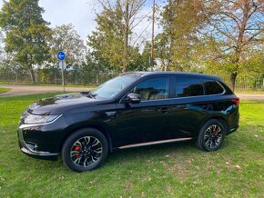 Mitsubishi Outlander 2.0 PHEV AT Instyle 4WD, 49.600 km - 2