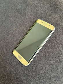 Samsung Galaxy S6 Edge 64GB Gold - 2