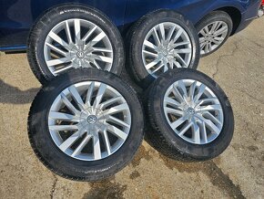 VOLKSWAGEN TOUAREG ZIMNA SADA 255/55 R19 - 2