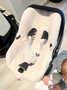 Maxi cosi pebble plus adaptery na TUG2 - 2