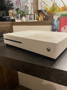 Xbox one S 500g - 2