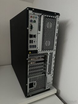 Lenovo Thinkstation P500 - 2