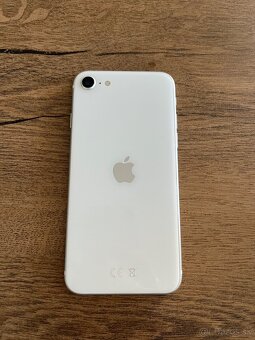 iPhone SE 2020 (2.generácia) - 2