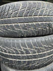 Nokian 265/65 r17 - 2