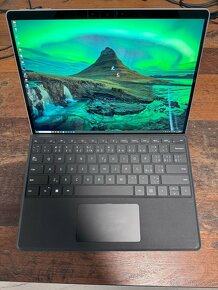 Microsoft Surface Pro 9 - 13"/ 2880x1920/ 8GB/ 256 GB/ - 2