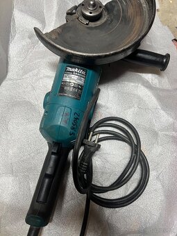 Makita GA9050R - 2