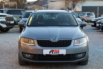 Škoda Octavia Combi 2.0 TDI Elegance/Style - 2