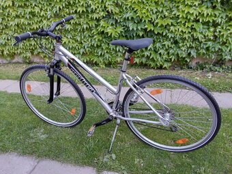 Dámsky trekingový bicykel Vedora 28" - 2