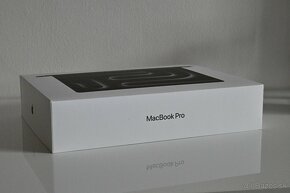 MacBook Pro 14" M3 PRO - PREDANÉ - 2