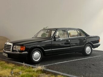 1:18 1989 Mercedes-Benz 560 SEL (W126) - NOREV - 2