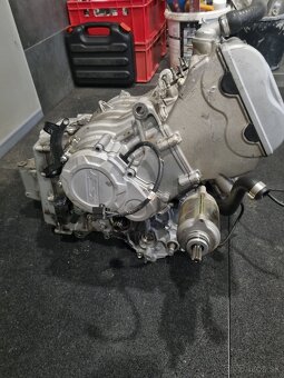 MOTOR MV AGUSTA F3 800 - 2