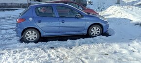 Peugeot 206+ - 2