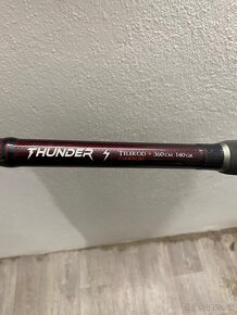 Predam kaprarsku udicu delphin thunder 140g - 2