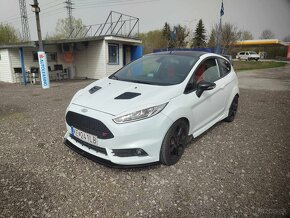 FORD FIESTA ST - 2