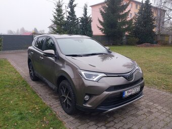 Predam Toyota  Rav4 - 2