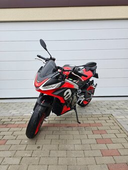 Aprilia Tuono 660 Akrapovič - 2