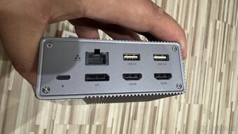 Hyper drive usb-c hub - 2