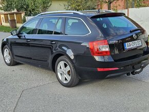 Škoda Octavia Combi 2.0 TDI Ambition DSG - 2