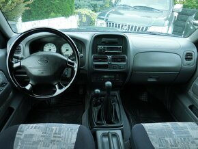 Nissan Navara 2,5 TDi 76kw 96657km 1.majiteľ,bez hrdze - 2