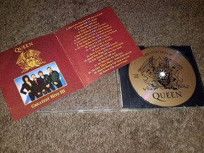 KNIHA QUEEN LIVE , CD QUEEN - 2