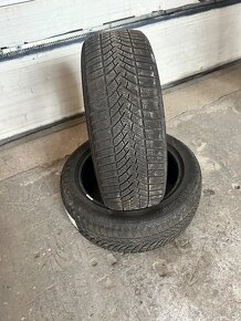 Zimne 205/55 r17 2ks Semperit - 2