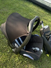 Maxi Cosi s Isofix základňou - 2