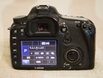 Canon 7D - 2