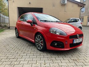 Fiat grande punto Abarth - 2