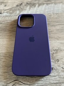 Apple iPhone 13 Pro silikónový kryt - Fialová farba - 2