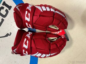 UPLNE NOVE PROFI RUKAVICE CCM JETSPEED FT4 PRO  15" NOVE  - 2