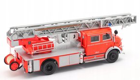 MERCEDES-BENZ L1519 DLK30 1:43 - 2