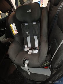 Autosedačka Britax Dualfix Cosmos Black - 2