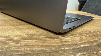 Apple MacBook AIR 2018 RETINA 128GB 13,3" - 2