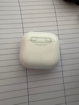 AirPods 4 - 2