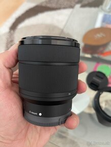 Sony FE 28-70mm 3.5-5.6OSS - 2