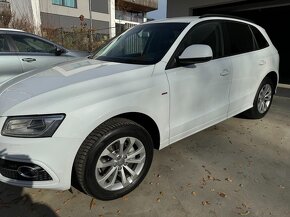 Audi Q5 TFSI 2,0 S-line Quattro - 2