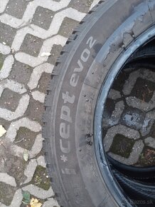 225/60r17 zimne hankook - 2