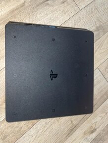 playstation 4 slim Prosím vás, aby ste sa posunuli nadol - 2