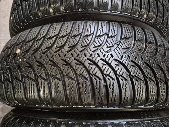 185/65 r15 zimné 4 ks KUMHO dezén 8,3 - 6,9 mm DOT2021 - 2