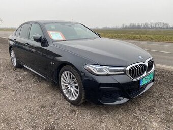 BMW 530e xDrive A/T M-Packet LASER benzín +elektro - 2