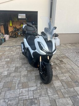 Honda adv 350 - 2