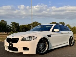 BMW M5 Body touring F11 530d 180kw - 2