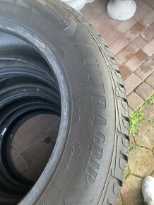 215/65 r17 goodyear - 2