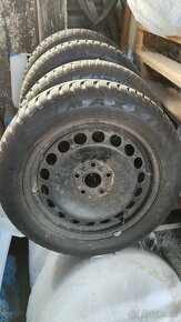 Disky plus zánovné zimné pneu Opel 205/55 R16 dot 3320 - 2