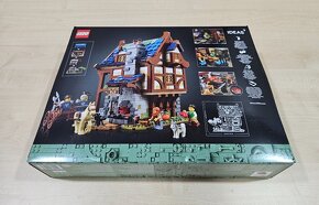 Lego Icons 21325 Medieval Blacksmith - 2